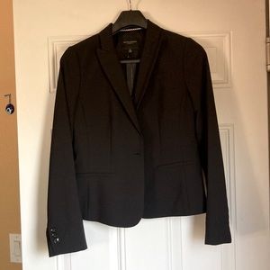 Beautiful black Banana Republic blazer, classic fit, size 4.